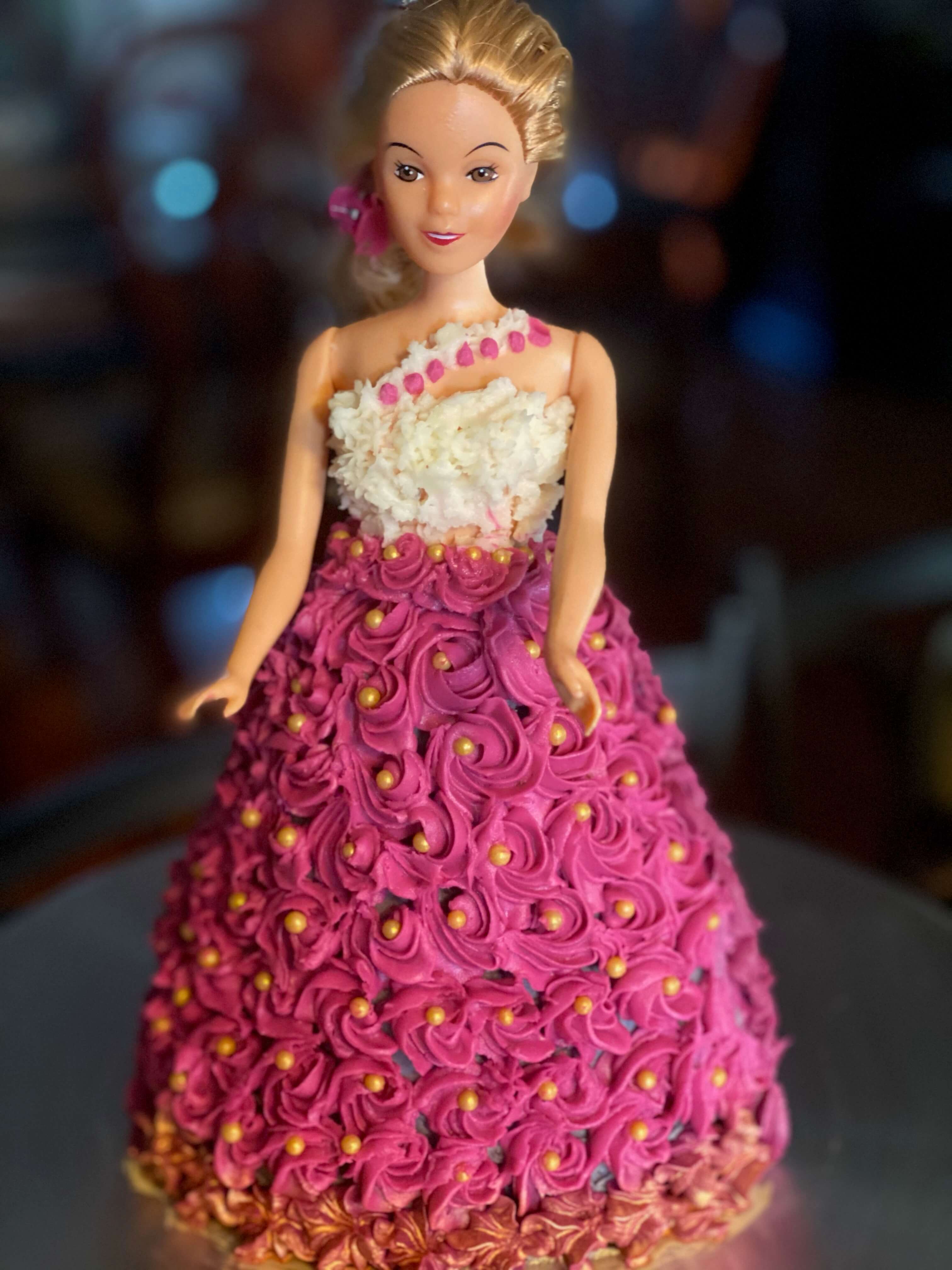 Custom Cakes - custom