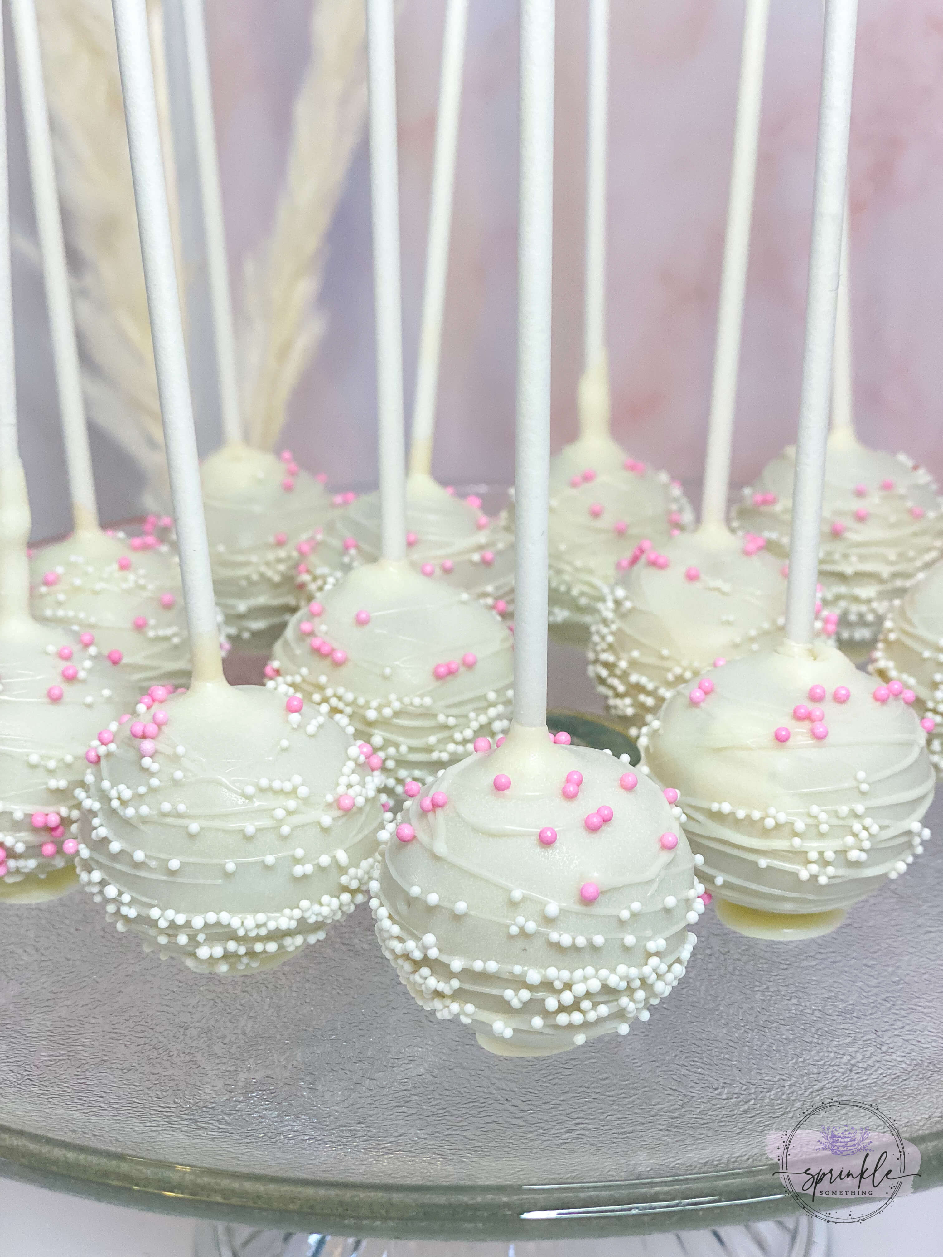 Eggless Cake Pops