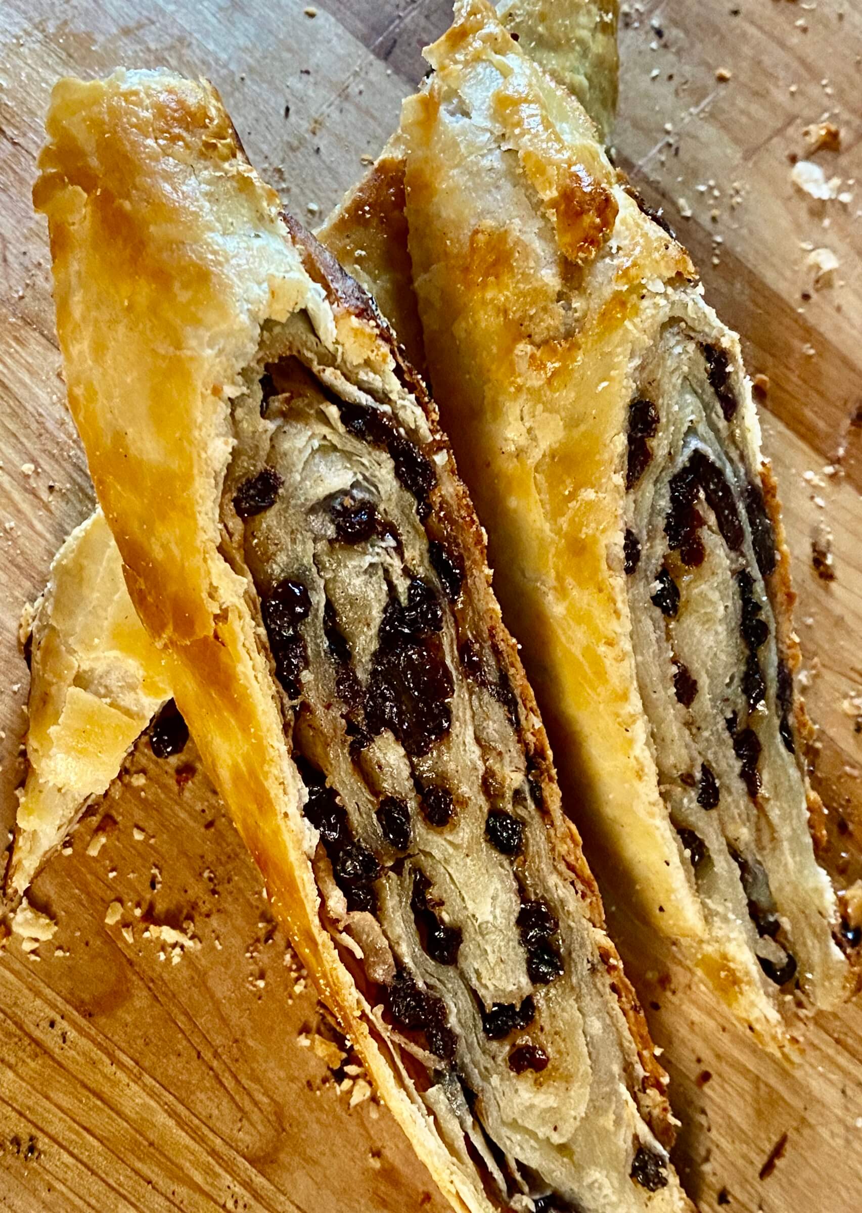 Currants Roll